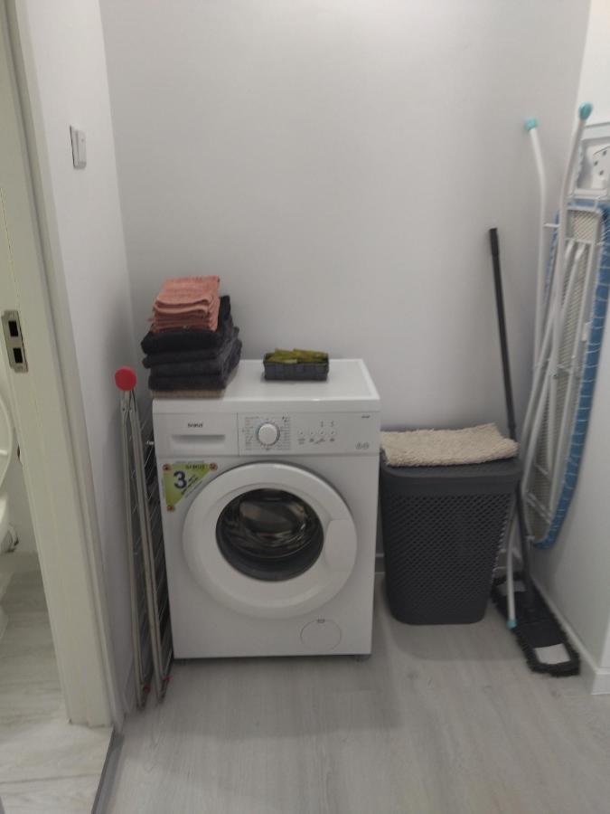 Apartament Max. Confort Тульча Екстер'єр фото